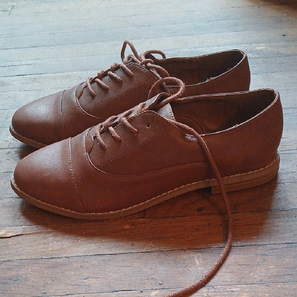 Forever 21 Brown Women's Lace-Up Loafers - Picture 3 of 8